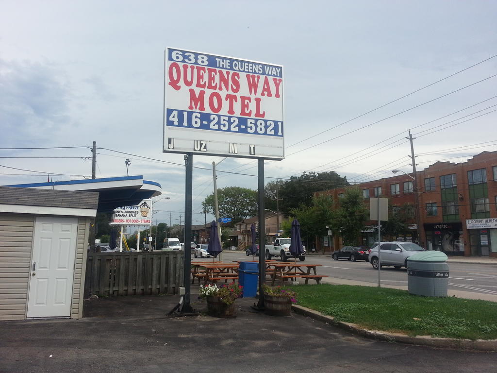 Queensway Motel Toronto Exteriör bild